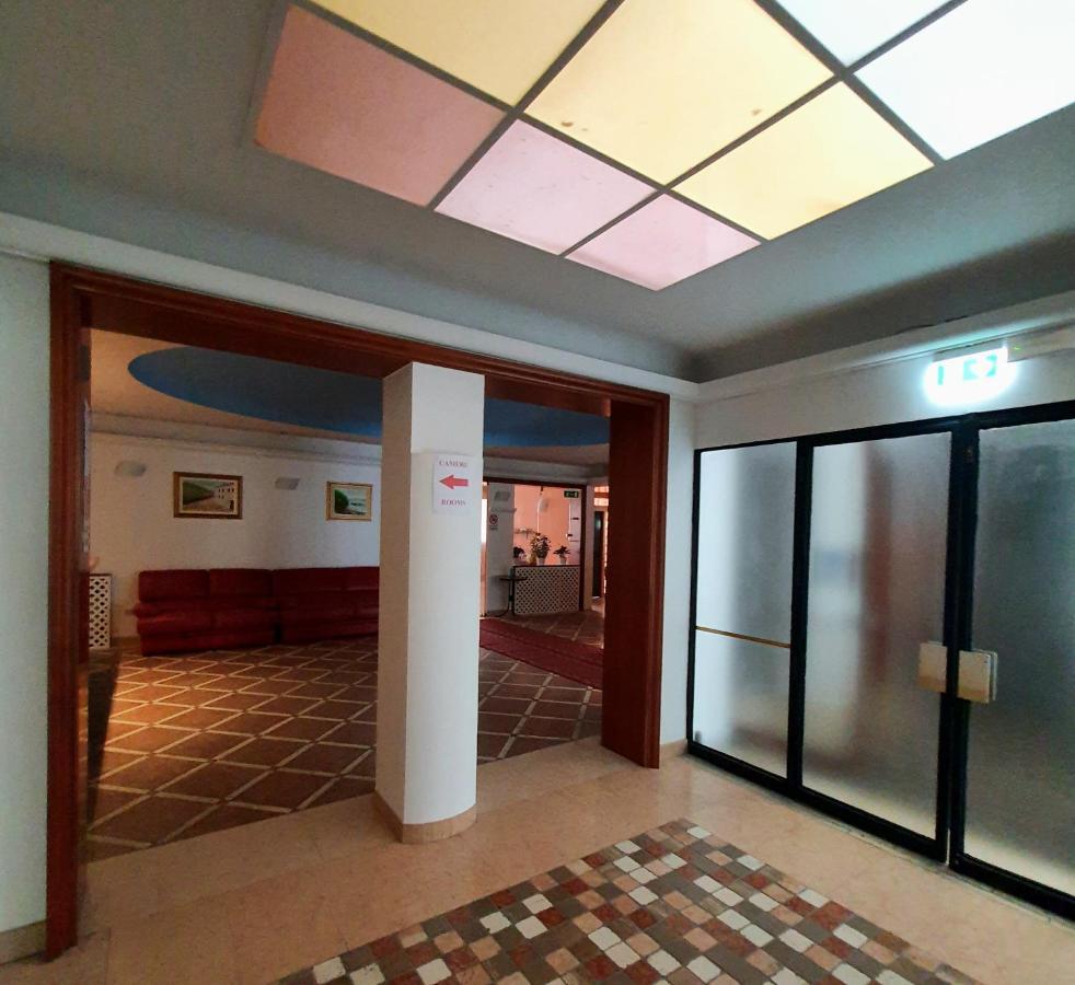 Hotel Perla Massa Lombarda Экстерьер фото